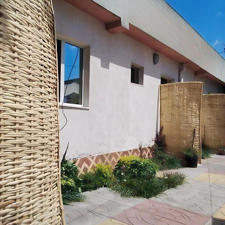 Wib Guesthouse Адис Абеба Екстериор снимка