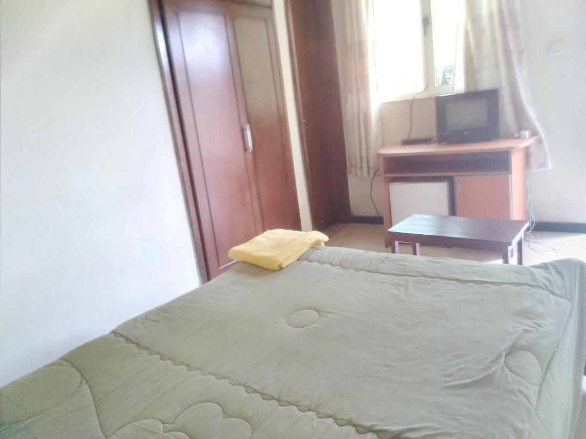Wib Guesthouse Адис Абеба Екстериор снимка